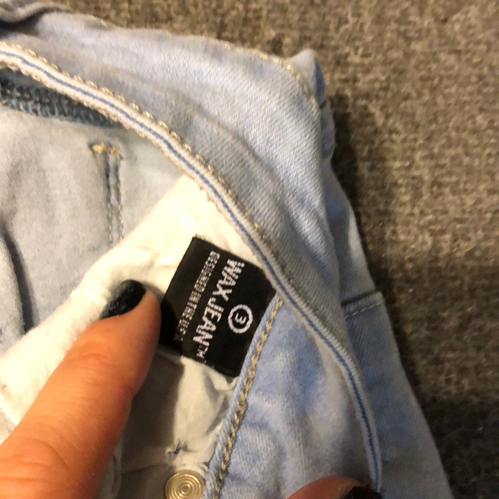 Jeans - Picture 4 of 5